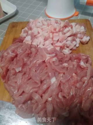 广味腊肠的做法步骤：1