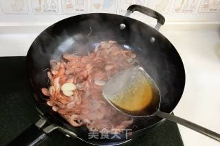 韭菜炒河虾的做法步骤：5