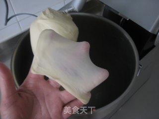 黄油蓝莓干面包：有料的面包最美味的做法步骤：1