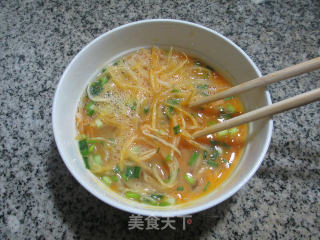 银鱼干炒鸭蛋的做法步骤：6