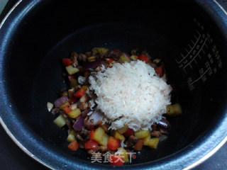 香菇胡萝卜羊肉焖饭的做法步骤：15