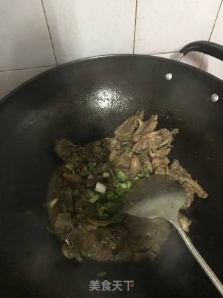 焖鹅肉的做法步骤：6