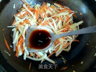 白菜胡萝卜素炒饼的做法步骤：9