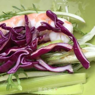 翡翠煎饼鲜虾时蔬卷的做法步骤：8
