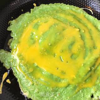 翡翠煎饼鲜虾时蔬卷的做法步骤：19