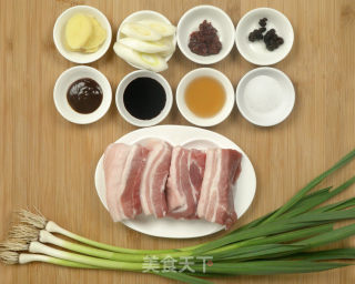 回锅肉的做法步骤：1