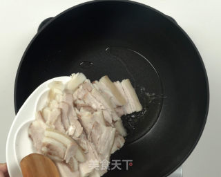 回锅肉的做法步骤：7