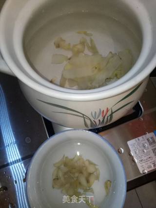 玉竹脊骨汤的做法步骤：3