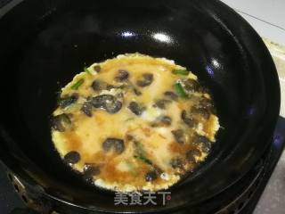 如何做出细腻嫩滑的海参滑蛋的做法步骤：8