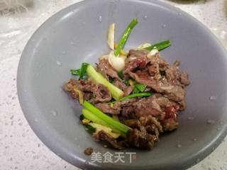 洋葱炒牛肉的做法步骤：4