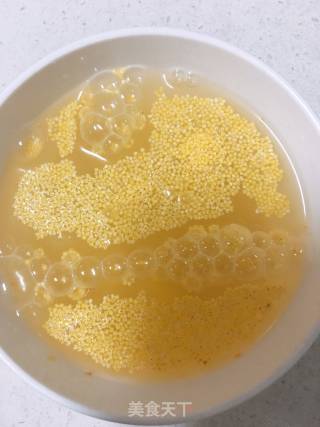 小米汤的做法步骤：1