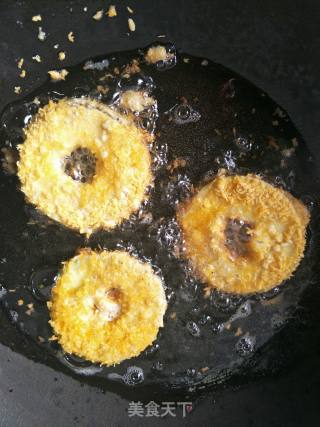 如何制作苹果甜甜圈的做法步骤：8