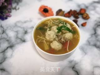西红柿金针菇鱼丸汤的做法步骤：6