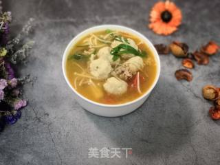 西红柿金针菇鱼丸汤的做法步骤：8