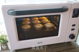 不开裂不塌陷戚风杯子蛋糕的做法步骤：10