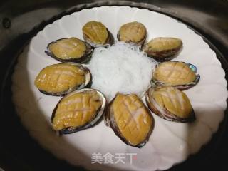 #团圆饭#蒜蓉粉丝蒸鲍鱼的做法步骤：12