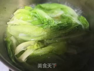 生菜鱼丸汤的做法步骤：3