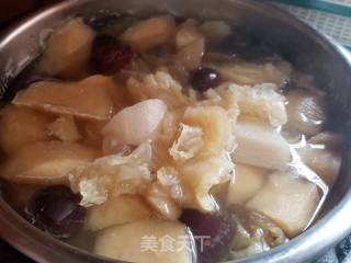 苹果雪耳山药汤的做法步骤：9