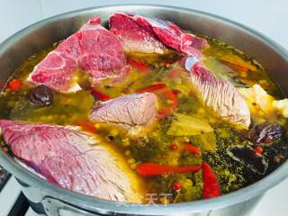 卤牛腱子肉的做法步骤：4