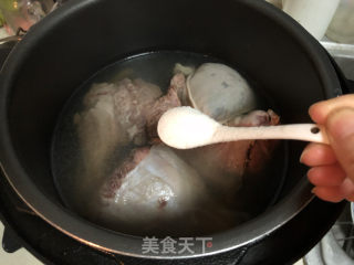 薄荷柠檬牛肉片的做法步骤：3
