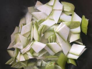 尖椒炒西葫芦的做法步骤：3