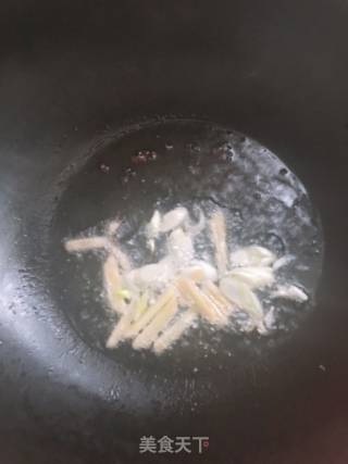 杏鲍菇炒肉的做法步骤：5