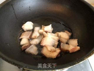 蒜苔炒腊肉的做法步骤：5