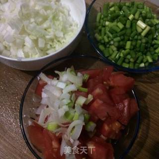 时蔬热汤面的做法步骤：2