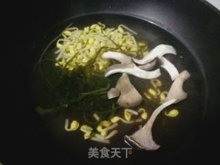 #团圆饭#麻辣什锦烩面的做法步骤：3