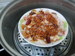 虫草花红枣蒸鸡的做法步骤：3