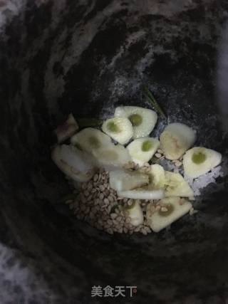 菠菜拌毛蚶的做法步骤：17
