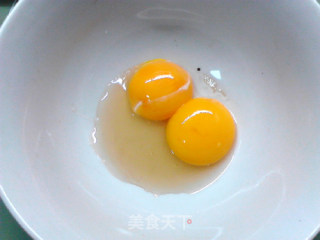 蜂蜜戚风蛋糕的做法步骤：2