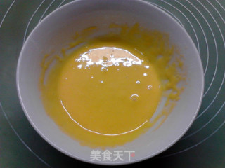 蜂蜜戚风蛋糕的做法步骤：5