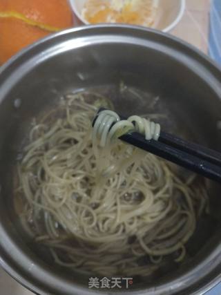 折耳根煮面的做法步骤：6