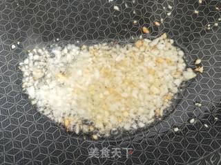 蒜香烤生蚝的做法步骤：1