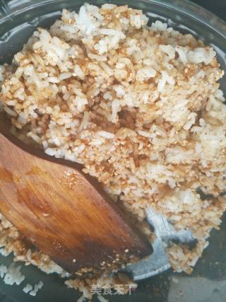 怎么用剩米饭制作锅巴的做法步骤：4