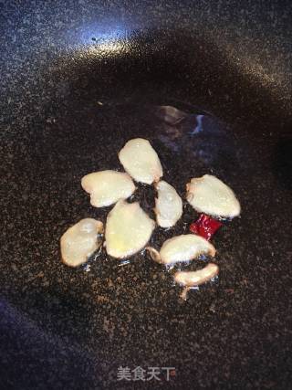 莴笋煮鱼片的做法步骤：2