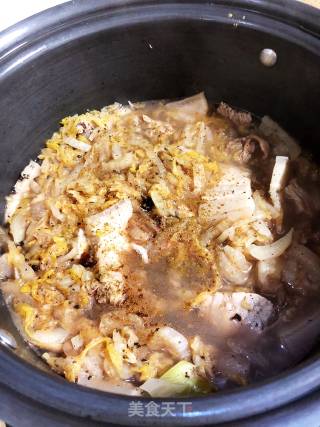 酸菜白肉血肠（东北杀猪菜）的做法步骤：9