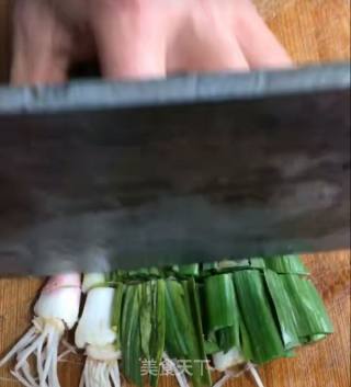 #腊味#腊肉炒折耳根的做法步骤：3