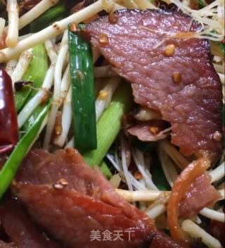 #腊味#腊肉炒折耳根的做法步骤：12