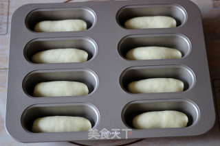 肉松餐包---让娃胃口大开的面包的做法步骤：9