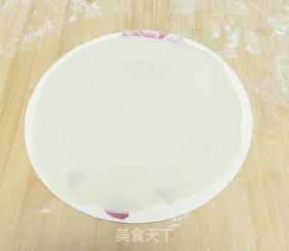 彩蔬五香肉末卷春饼的做法步骤：2
