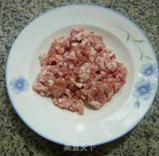 方便面肉丸子的做法步骤：1