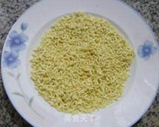 方便面肉丸子的做法步骤：4
