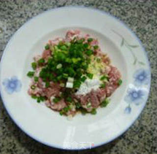 方便面肉丸子的做法步骤：6