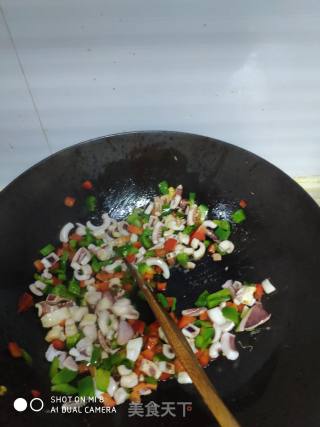 烤箱菜 海鲜焗饭的做法步骤：4