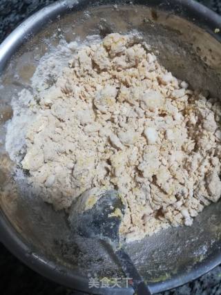 熟蛋黄饼干的做法步骤：3
