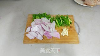 下酒菜之洋葱回锅肉的做法步骤：4