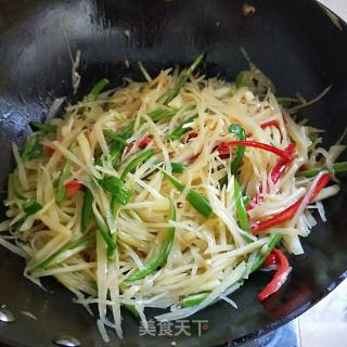 双椒土豆丝的做法步骤：7