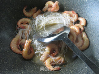 海虾炒粉丝的做法步骤：5